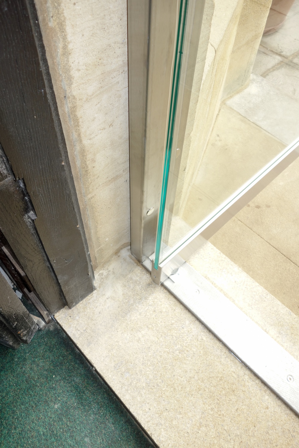 Threshold detail
